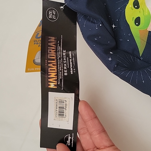 🎁NEW SET Okie Dokie Mandalorian Christmas Bodysuit. Ultraviolet Sun Protección - Picture 14 of 16